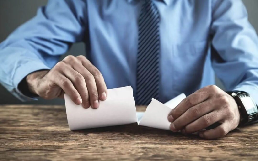 Rescisão indireta: quando o trabalhador pode encerrar o contrato por falta grave da empresa?